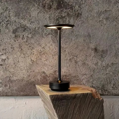 Lámpara de mesa minimalista negra 